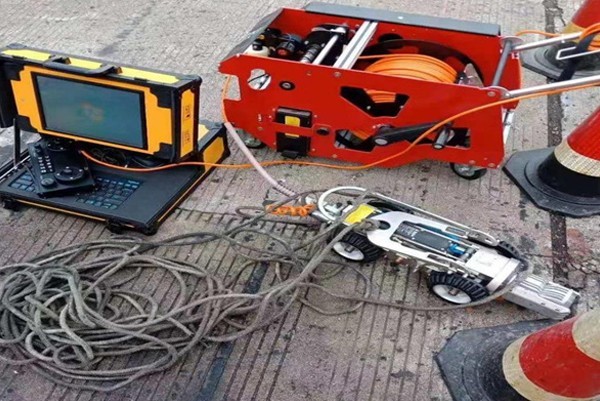 思南CCTV管道检测机器人