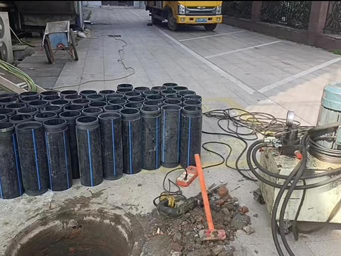 思南PE置换管厂家 DN315置换管 非开挖管短管置换